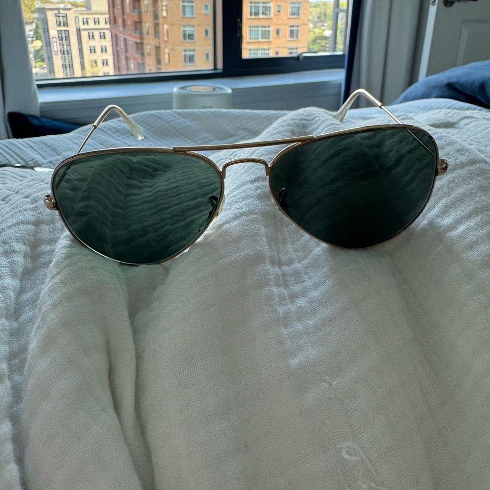 Ray-Ban Gold Aviators